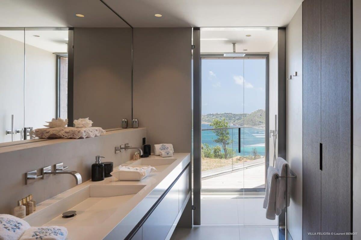 On A Hill Side Villa With Superb Amenities St. Barthelemy Exterior foto