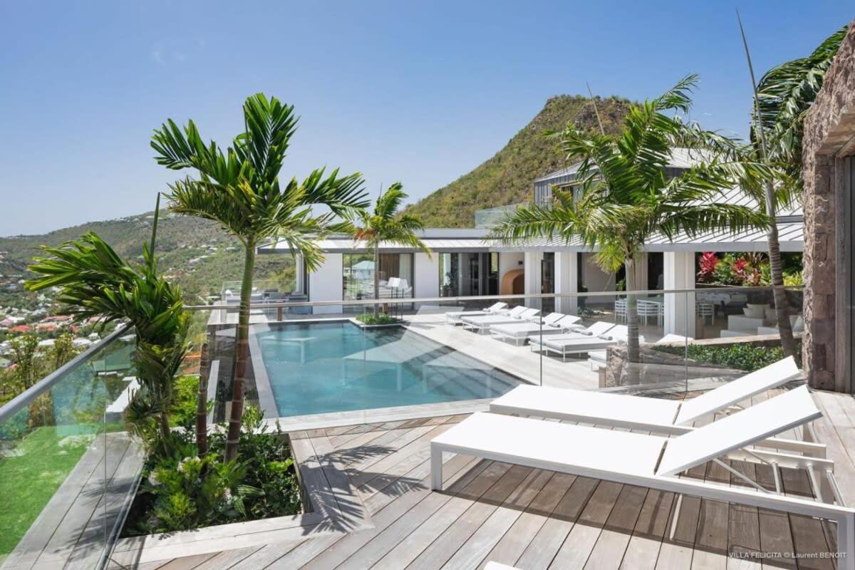 On A Hill Side Villa With Superb Amenities St. Barthelemy Exterior foto